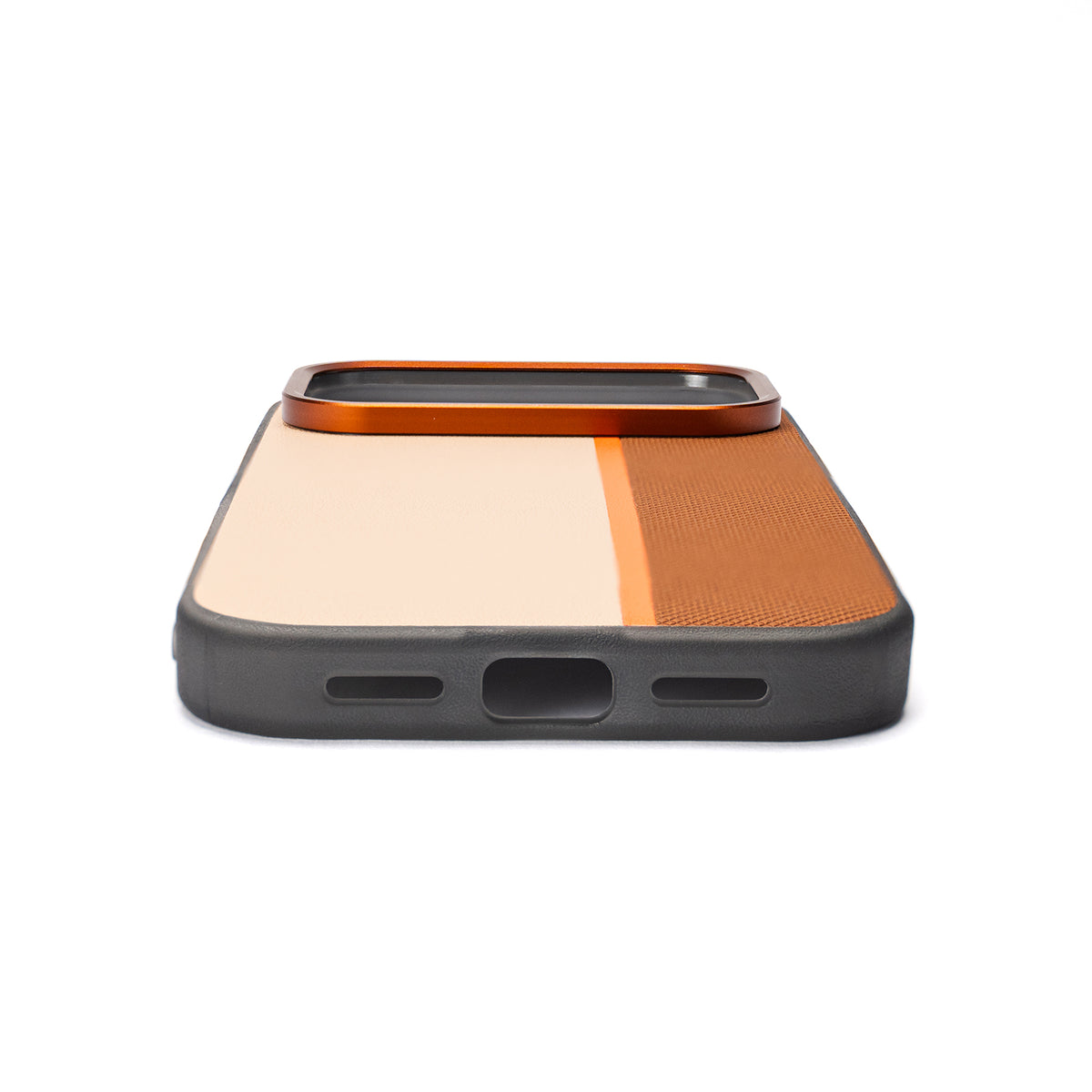 Tekne TwoTone Leather Case for iPhone 18 Pro- Brown