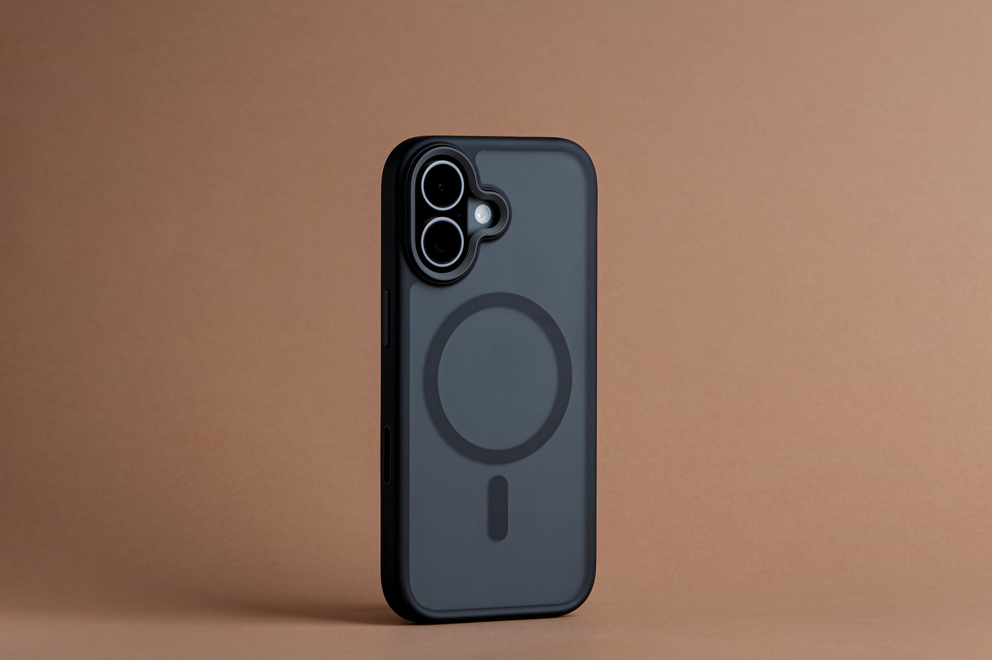 Tekne Hybrid Frost Matte case   for iPhone 17-Black