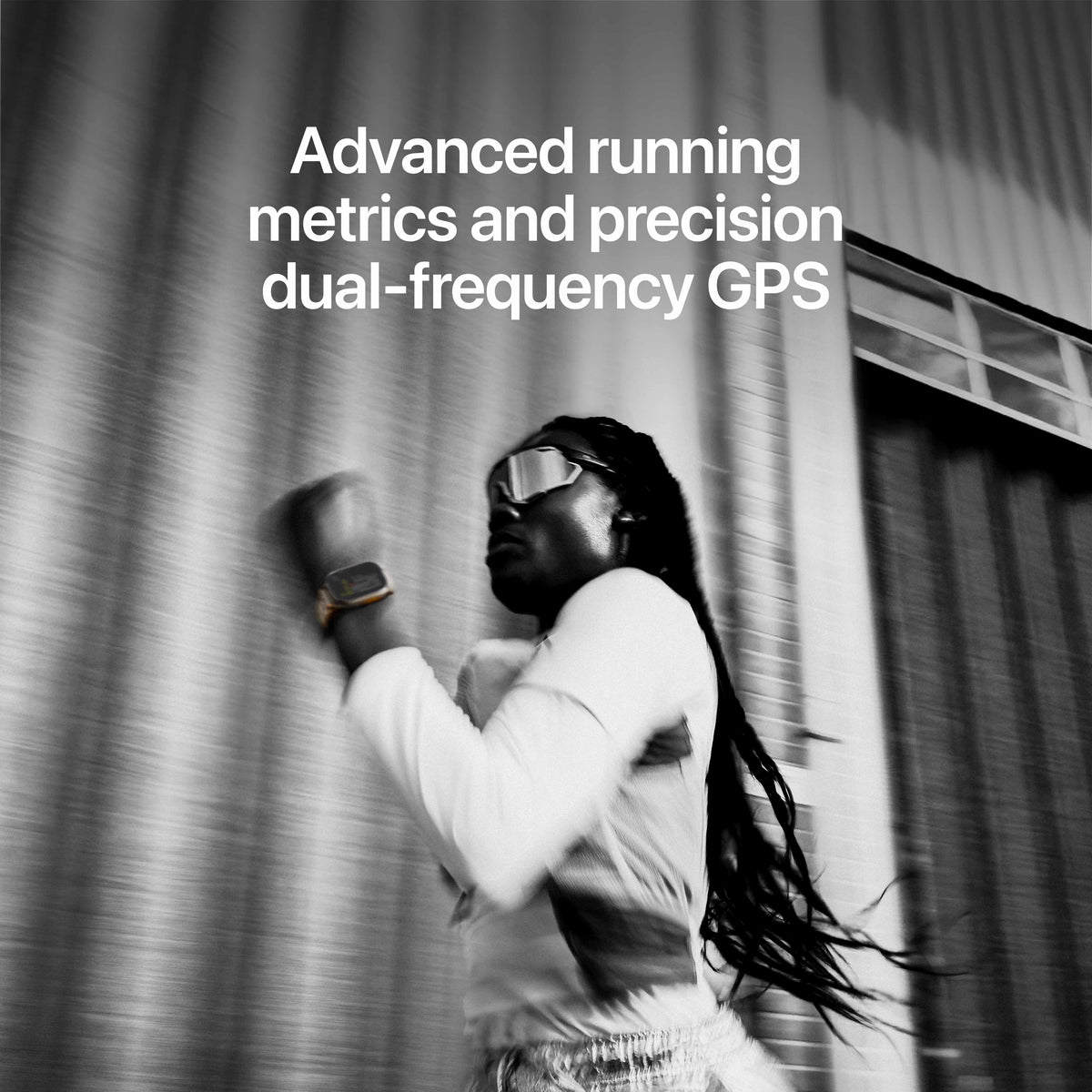 Apple_Watch_Ultra_4_49mm_GPS_plus_Cellular_Natural_Titanium_Milanese_Loop_Natural_PDP_Image_Position_7__en-IN