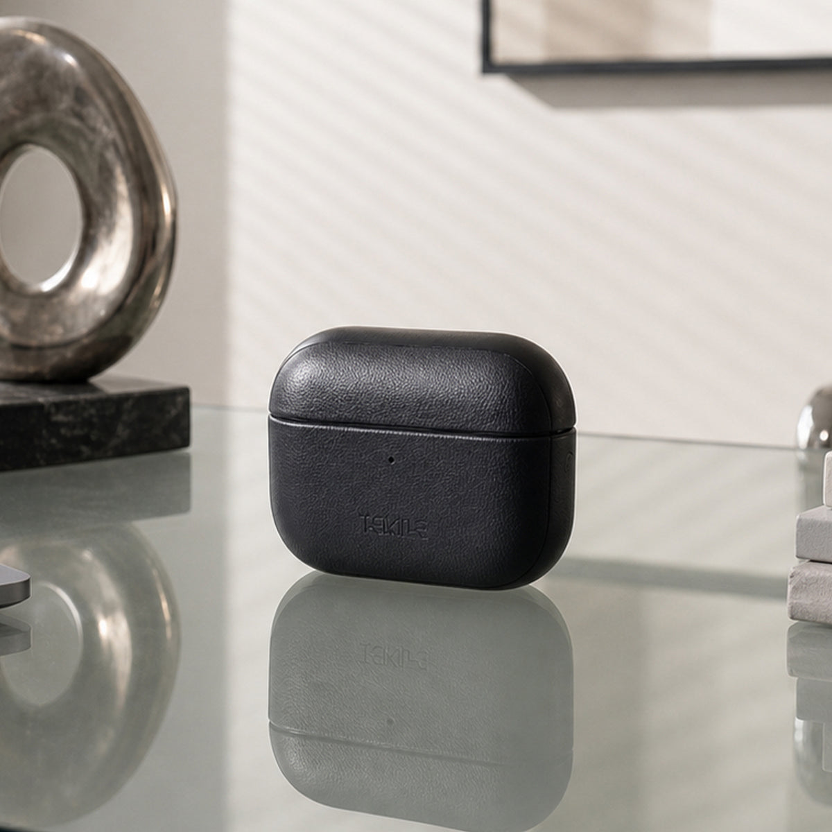 TEKNE Dual tone Vegan Leather case-Black