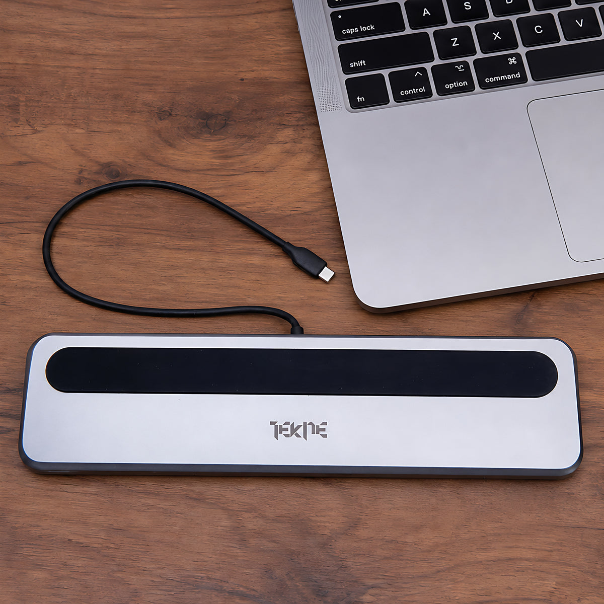 TEKNE Advanced 12-in-1 Hub