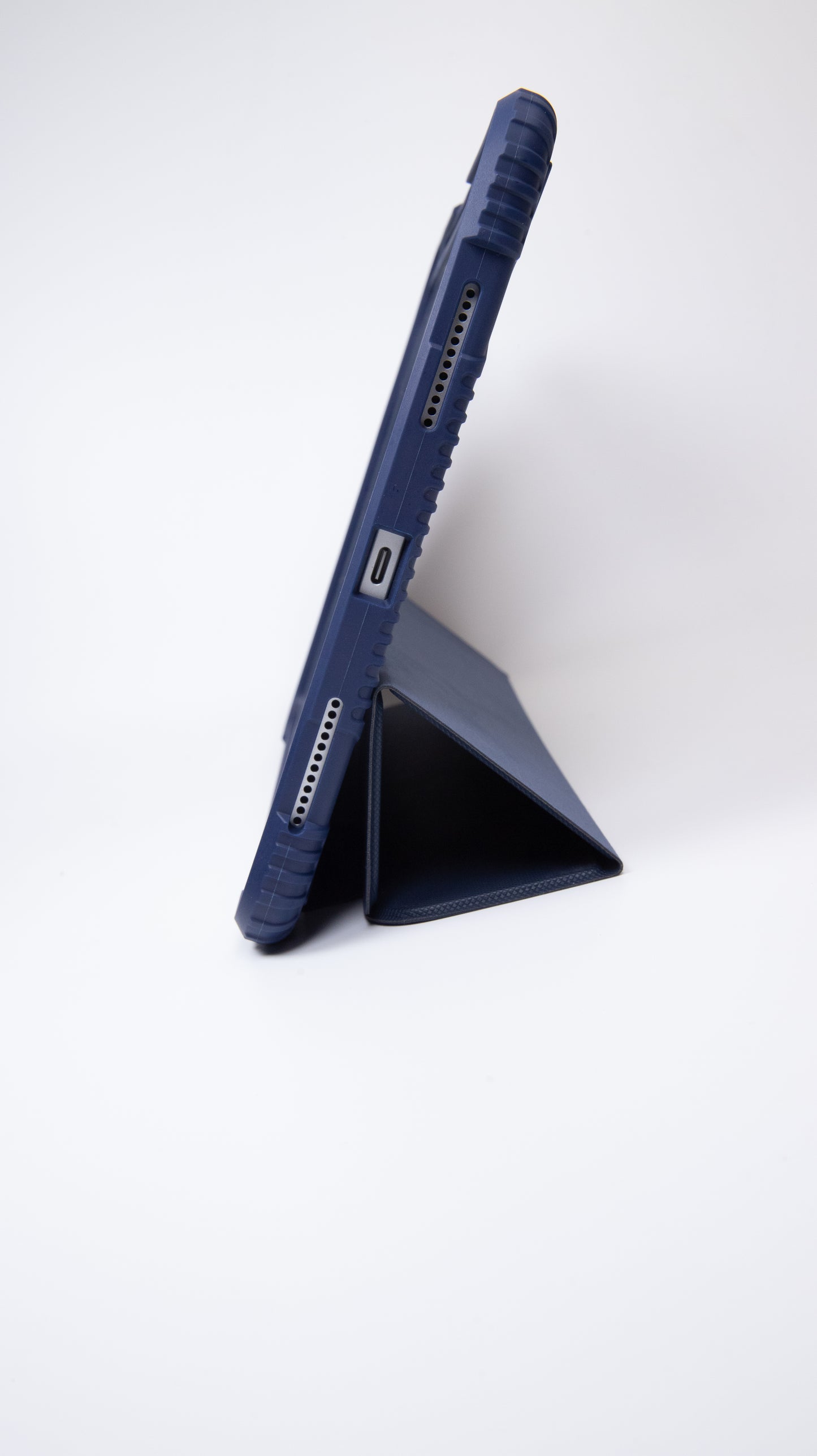 TEKNE Shockproof vegan leather case with stand function for New  iPad 11" -Blue