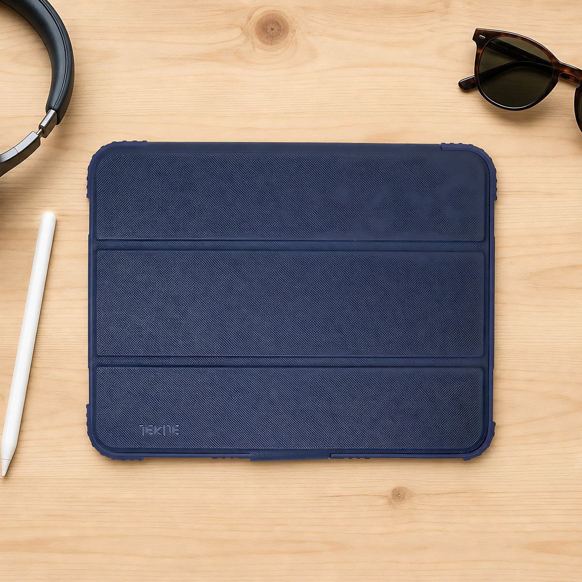 TEKNE Shockproof vegan leather case with stand function for New  iPad 11" -Blue